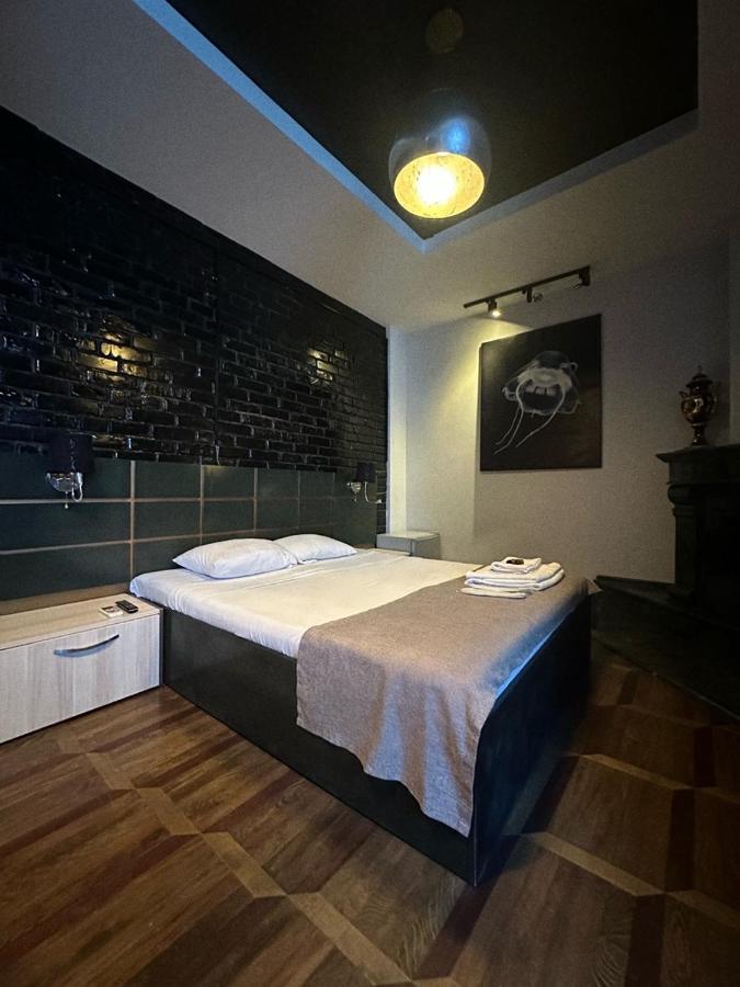 Gorgona Hostel Batumi Exterior foto